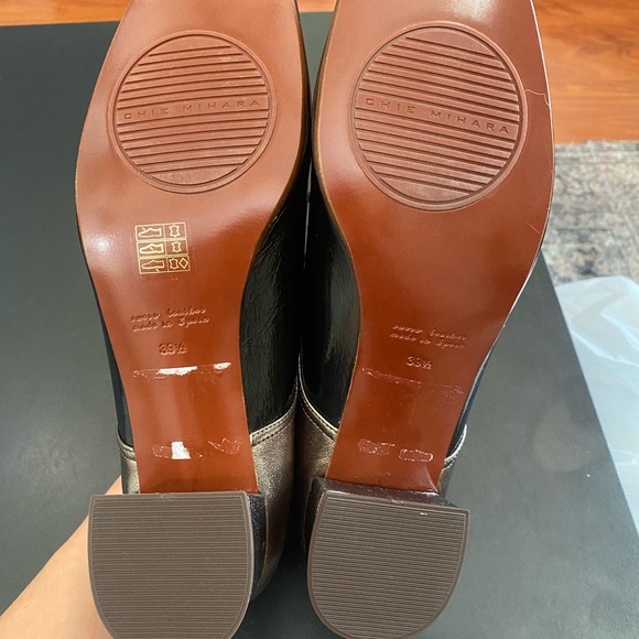 New Chie Mihara Pump in Black / Platinum in Size EU 39.5 / US 9 - Picture 7 of 10